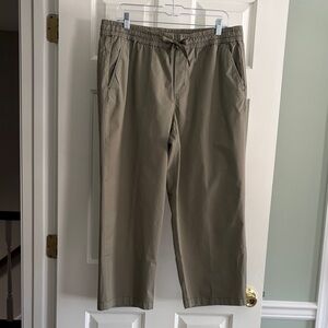 L.L. Bean Ladies Pull-On Chinos
